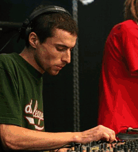 100% drum and bass t-shirt